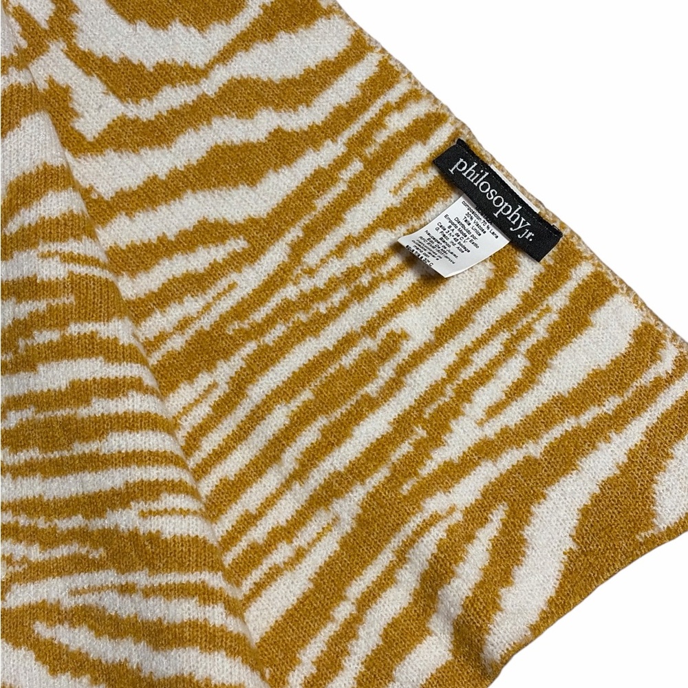 Yellow and White Zebra Print wrap - Picture 2 of 2